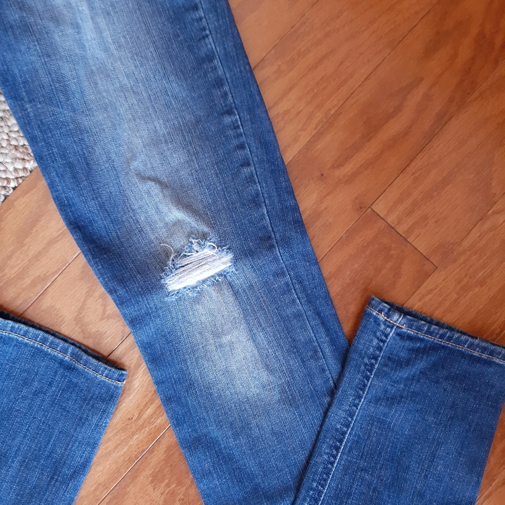 Hollister Distressed Jeans size 5 Long - Picture 5 of 16